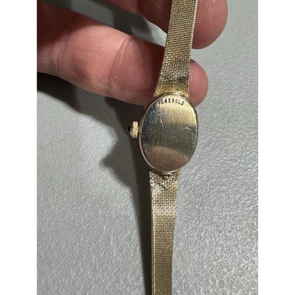 Vintage Windup Ladies Movado 14K Solid Gold Unique Classic Watch 16.6 Grams - Picture 5 of 10